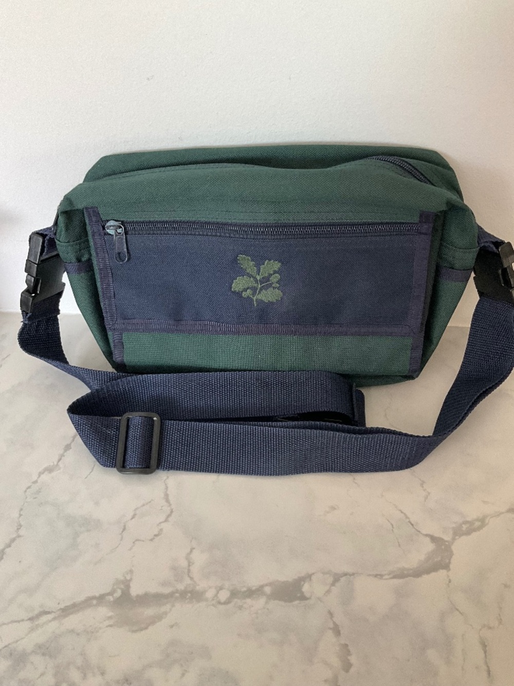 National Trust (UK) Unisex Crossbody Organizer Bag